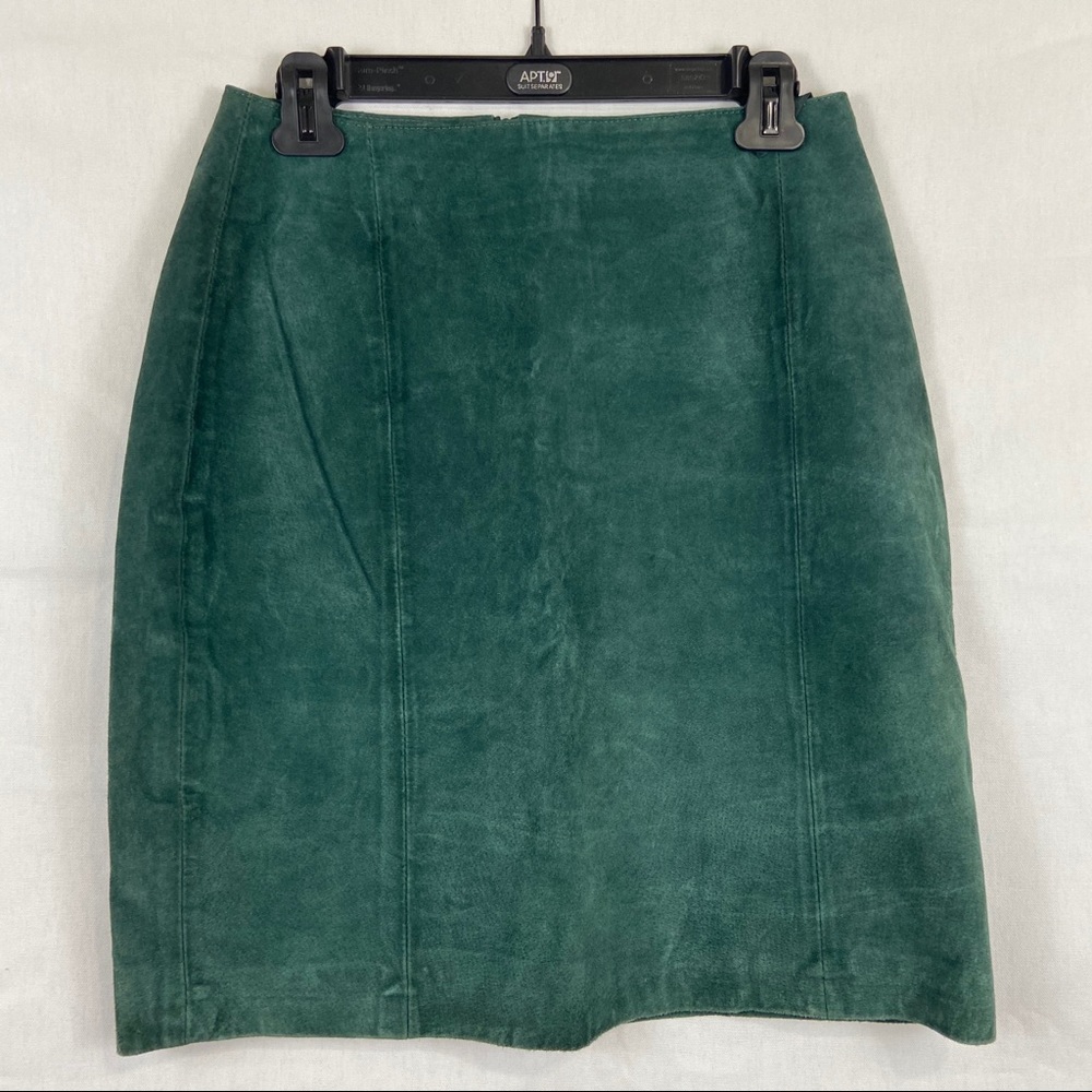 Savannah Vintage Suede 100% Leather Green Skirt